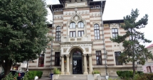 Stire din Cultură-Educație : Copiii învață despre pictura pe lingurile de lemn