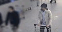 Stire din Actualitate : Atentate la Bruxelles. Cum a fost identificat "bărbatul cu pălărie"