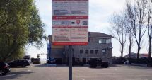 Stire din Social : Atenție unde parcați în Mamaia și Constanța!  Nu mai sunt taxatori, trebuie să plătiți cu sms