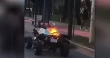 Stire din Eveniment : A sărit din ATV cu câteva secunde înainte de explozie. Incident șocant într-o zonă aglomerată