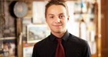 Stire din Cultură-Educație : Elev al Colegiului "Mircea", medaliat cu aur la Olimpiada de fizică