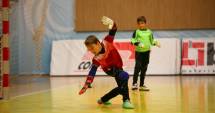 Stire din Sport : Aur și bronz  pentru Academia Hagi,  la "Cupa Interstar"
