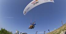 Stire din Sport : Foto. Românul Toma Coconea participă pentru a șaptea oară la Red Bull X Alps
