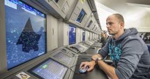 Stire din Eveniment : Controlorul de trafic, esențial pentru siguranța navigației aeriene