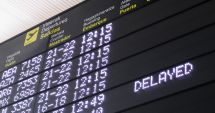 Stire din Social : ANPC, recomandări pentru călătoria cu avionul de sărbători. Ce drepturi au pasagerii dacă zborul este întârziat