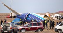 Stire din Actualitate : "După explozie am crezut că avionul se va rupe". Mărturiile şocante ale supravieţuitorilor din avionul prăbuşit în Kazahstan
