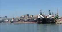 Stire din Economie : 57 de nave și-au anunțat sosirea în porturile maritime românești