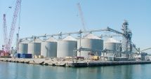 Stire din Economie : 77 de nave și-au anunțat sosirea în porturile maritime românești