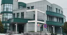Stire din Eveniment : Tânărul polițist acuzat de viol și pornografie infantilă a fost adus la BCCO Constanța