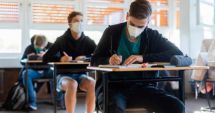 Stire din Cultură-Educație : Bacalaureat 2020. Elevii susțin astăzi proba obligatorie a profilului, Matematică sau Istorie