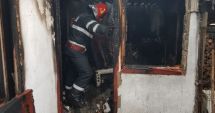 Stire din Eveniment : Femeie și copil de trei ani, găsiți cu gâtul tăiat într-o locuință incendiată