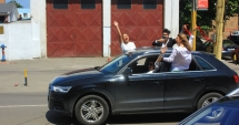 Stire din Cultură-Educație : Absolvenții de-a XII-a și-au urlat bucuria: "Am scăpaaat! Victorieee!"
