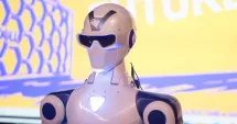 Stire din Actualitate : Tehnologiile viitorului au fost prezentate la Constanța: GMB Computers și LASTING System au organizat conferința „Back to the Future”