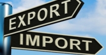 Balanța comercială a României se dezechilibrează în favoarea importurilor
