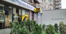 Stire din Actualitate : Raiffeisen este bună de plată. Banca trebuie să returneze clienților 19 milioane de euro pentru dobânzile recalculate între 2006 și 2009