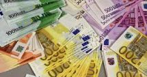 Stire din Eveniment : Fostă profesoară de religie, servicii sexuale pe bani. A ademenit o minoră să se prostitueze alături de ea