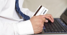 Stire din Social : Românii "aruncă" milioane de euro pe internet, zilnic