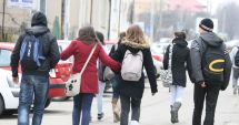 Stire din Cultură-Educație : "Bani de liceu" și "Burse profesionale", pentru tinerii constănțeni
