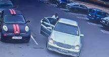 Stire din Eveniment : Bărbat cu handicap răpit de pe stradă în mijlocul zilei și obligat să cerșească
