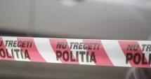 Stire din Eveniment : Tragedie într-un bloc. Un bărbat de 61 de ani a fost găsit fără viață pe scara imobilului