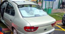 Stire din Eveniment : Un bărbat de 71 de ani a murit la volan, în mijlocul intersecţiei, după ce i s-a făcut rău
