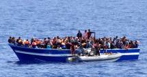 Stire din Actualitate : La un pas de moarte! 286 de migranți, salvați în ultimul moment