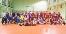 Stire din Sport : Moș Crăciun a participat la Sunday Basketball – Ediția de Crăciun
