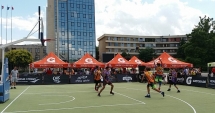 Stire din Sport : Galerie foto. Meciurile de baschet 3x3, de la Tulcea Street Play, se joacă în aceste momente