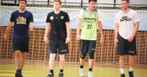 Stire din Sport : Baschetbaliştii de la BC Athletic, antrenamente în siguranţă, la Sala Sporturilor
