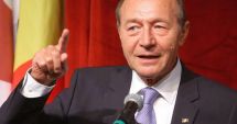 Stire din Politică-Administrație : "15 mai - prea devreme pentru relaxarea restricțiilor!"