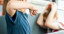 Stire din Eveniment : Băiat de opt ani, bătut de un alt copil, într-o toaletă. "Părea o provocare TikTok"