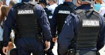 Stire din Eveniment : Bătaie în școală, profesorii nu au putut interveni! A fost nevoie de intervenția jandarmilor
