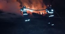 Stire din Eveniment : Un bătrân din Suceava s-a sinucis, supărat că a fost abandonat de fetele sale. Şi-a dat foc la casă