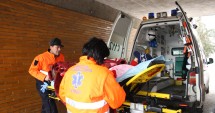 Stire din Eveniment : Bătrână de 92 de ani, la spital după ce a traversat neregulamentar