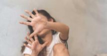 Stire din Actualitate : Adolescentă dintr-un centru de plasament din Iași, bătută cu bestialitate de două colege