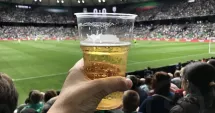 Stire din Actualitate : Reguli noi pe stadioane. Bere permisă, dar cu restricții dure și control extins