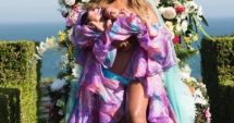 Stire din Actualitate : Beyoncé publică prima imagine cu gemenii săi