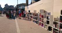 Stire din Cultură-Educație : Biblioteca colorată, în Piața Ovidiu