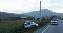 Stire din Eveniment : Accident grav. O ambulanță cu patru pacienți, lovită în plin de un autoturism