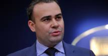 Stire din Eveniment : Darius Vâlcov, trimis în judecată pentru trafic de influență