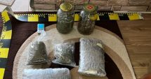 Stire din Eveniment : PERCHEZIȚII LA PERSOANE BĂNUITE DE TRAFIC DE DROGURI DE RISC