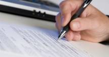 Stire din Politică-Administrație : Contractele de credit nu mai constituie titluri executorii