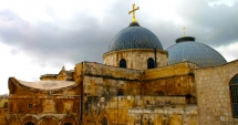 Stire din Actualitate : Moment istoric la Ierusalim. A fost redeschisă Biserica Sfântului Mormânt