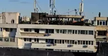 Stire din Eveniment : Decizii după explozia provocată de o dronă într-un bloc de locuințe. Ce se întâmplă cu familiile afectate