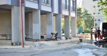 Stire din Social : Cum se construiește cu adevărat  în Constanța. Instanța îți dă dreptate  cu o mână, Primăria ți-o ia cu cealaltă