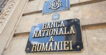 Stire din Eveniment : Doi străini s-au dat drept angajați ai BNR și au păcălit un bărbat să le dea zeci de mii de lei