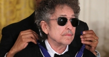 Stire din Actualitate : Bob Dylan rupe tăcerea
