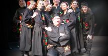Stire din Cultură-Educație : Bocitoare, pantomimă, step și muzică la Festivalul "Miturile Cetății"