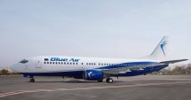 Stire din Eveniment : Incident la bordul unui avion Blue Air. Un pasager a încercat să intre peste piloți