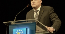 Stire din Politică-Administrație : "Proiectul TVA split trebuie distrus, până nu e prea târziu"